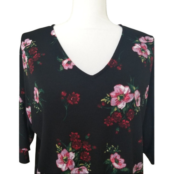 NWT NEW Express Large Black Floral Ruffle Flutter‎ Sleeve V Neck Blouse - Picture 7 of 16